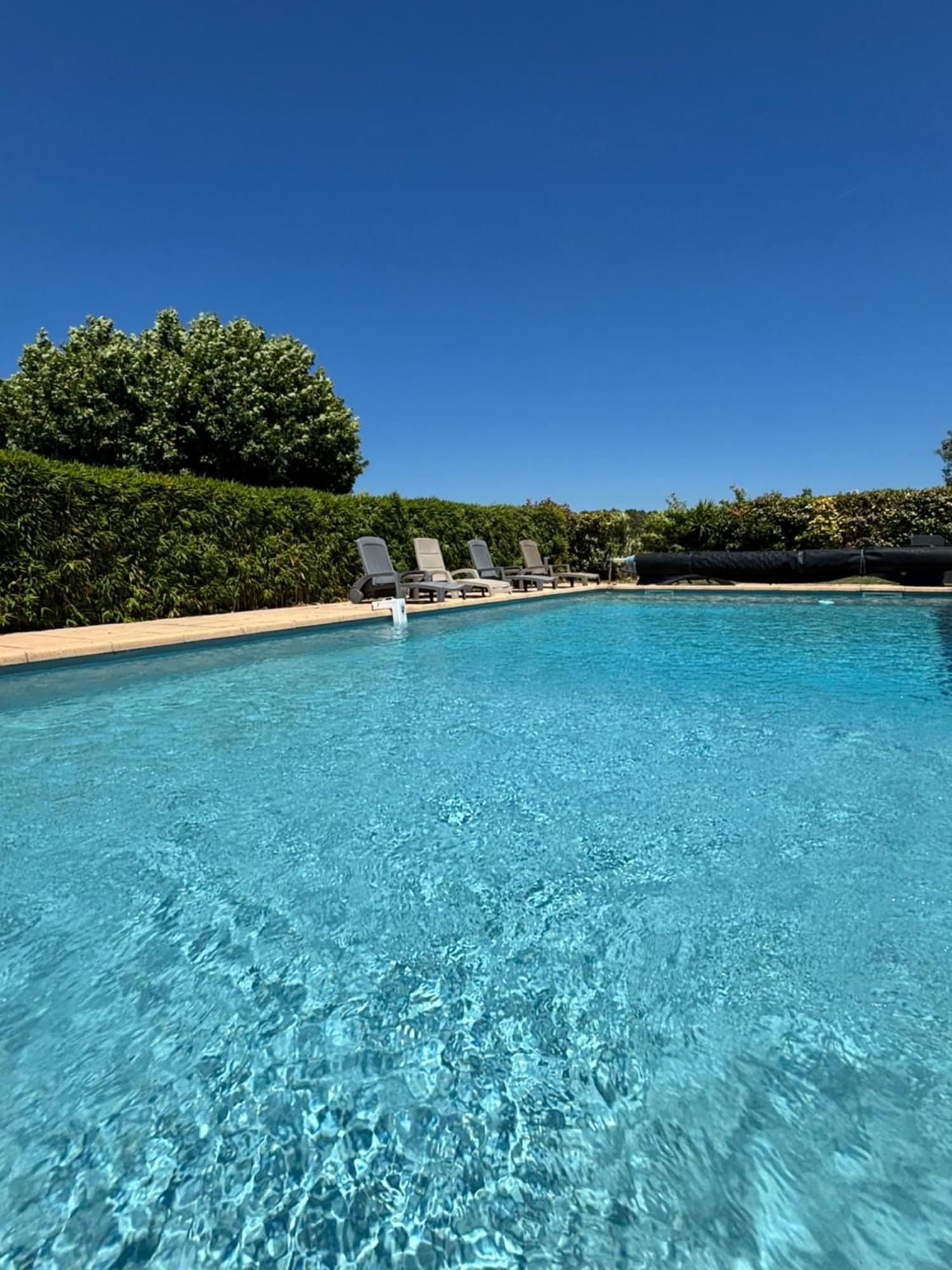 Appart. 4 Pers A 6 Kms De Cassis Avec Acces Piscine Roquefort-la-Bédoule Esterno foto
