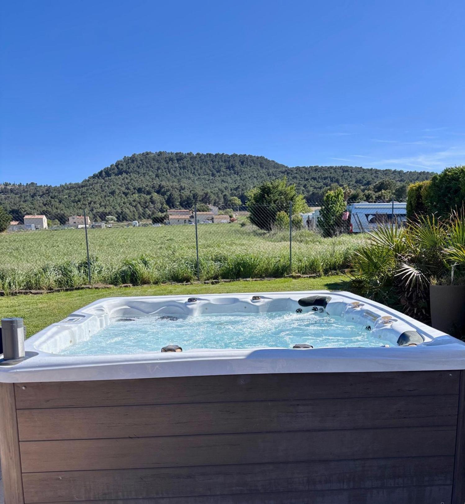 Appart. 4 Pers A 6 Kms De Cassis Avec Acces Piscine Roquefort-la-Bédoule Esterno foto