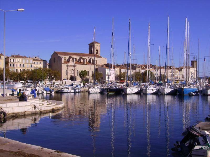 Appart. 4 Pers A 6 Kms De Cassis Avec Acces Piscine Roquefort-la-Bédoule Esterno foto