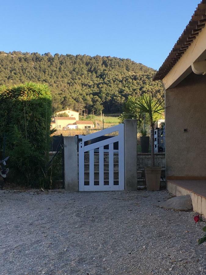 Appart. 4 Pers A 6 Kms De Cassis Avec Acces Piscine Roquefort-la-Bédoule Esterno foto